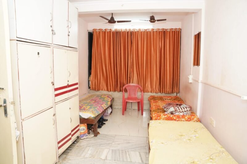 Girls PG -Dadar East