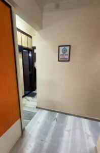 2 Sahring Flat Available – Andheri West