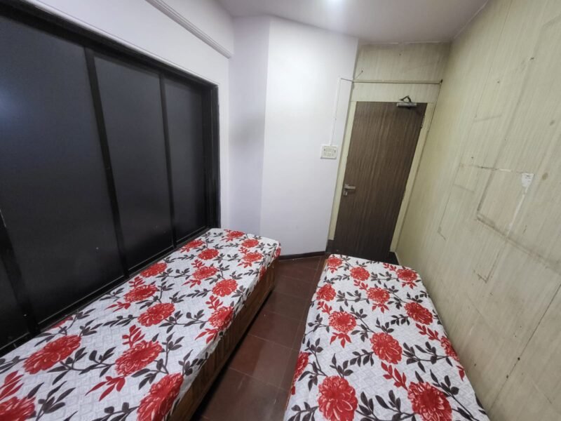 2 Sharing Girls PG -FourBunglow