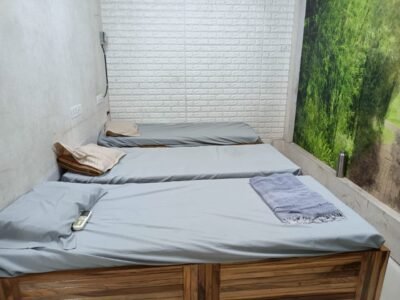 3 sharing boys pg -four bunglow