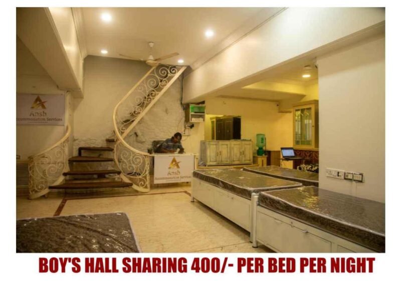 Per Day Accommodation for Boys
